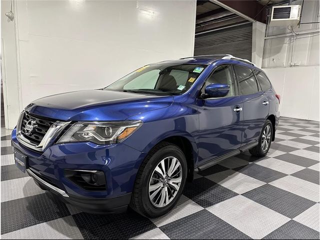 2019 Nissan Pathfinder S