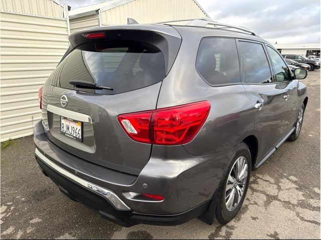 2019 Nissan Pathfinder S