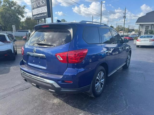 2019 Nissan Pathfinder S