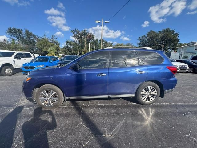 2019 Nissan Pathfinder S