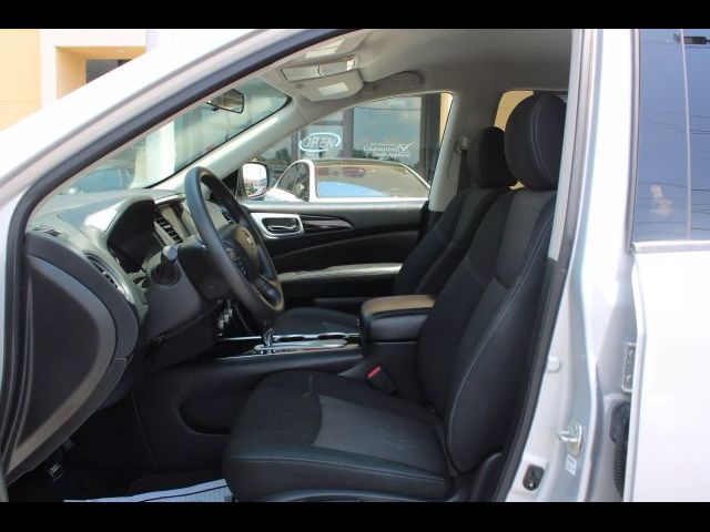 2019 Nissan Pathfinder S