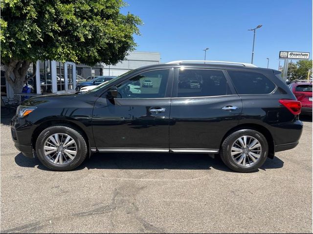 2019 Nissan Pathfinder S