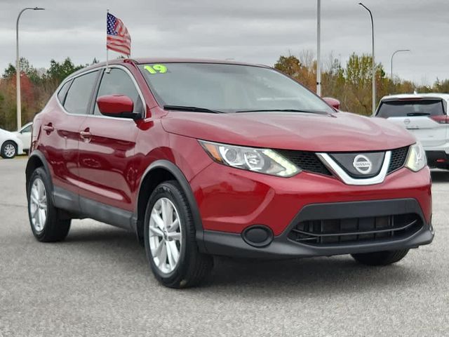 2019 Nissan Rogue Sport S