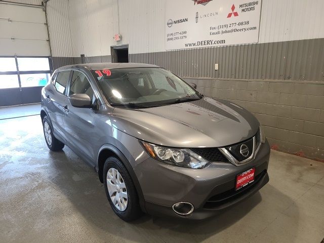 2019 Nissan Rogue Sport S