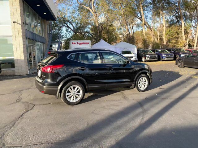 2019 Nissan Rogue Sport SV