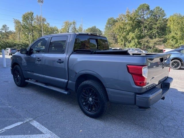 2019 Nissan Titan SV