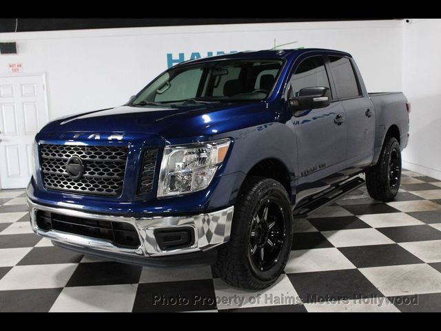 2019 Nissan Titan SV