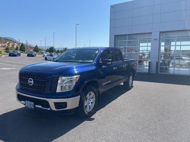 2019 Nissan Titan SV