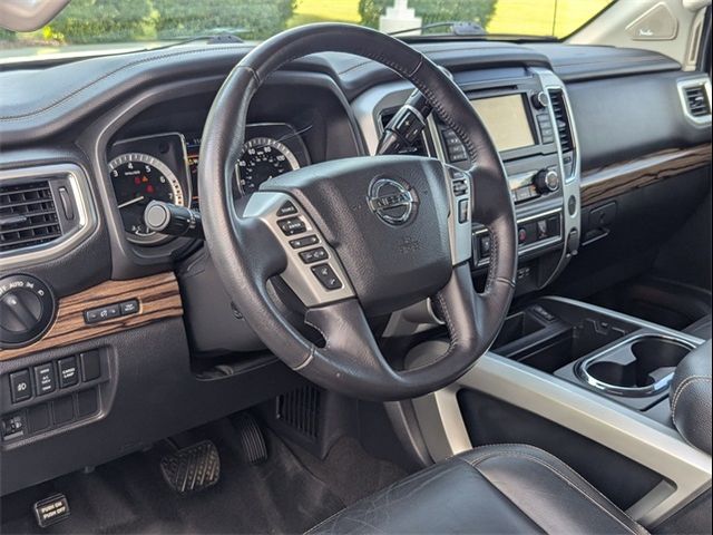 2019 Nissan Titan SL