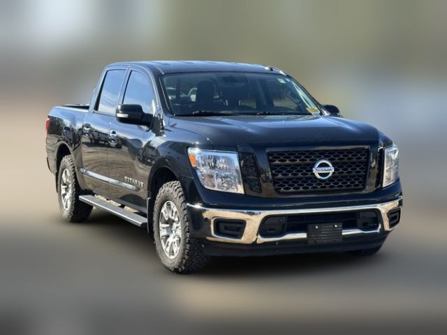 2019 Nissan Titan SV