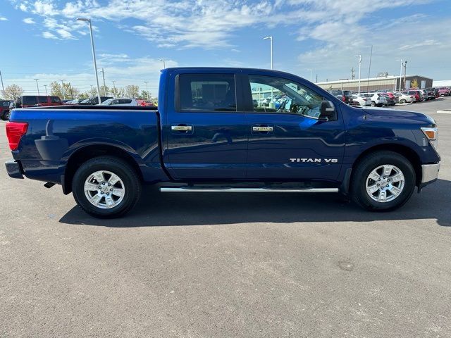 2019 Nissan Titan SV