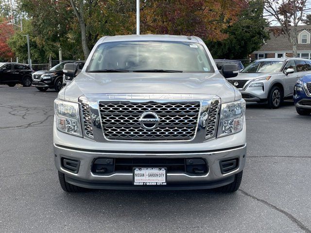 2019 Nissan Titan SV