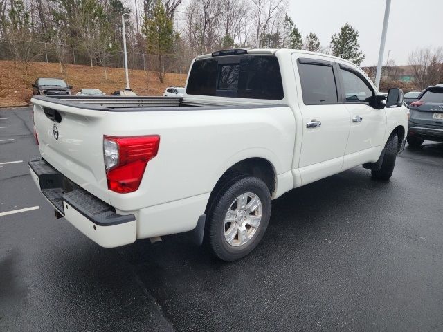 2019 Nissan Titan SV