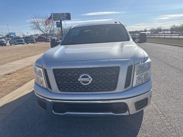 2019 Nissan Titan SV