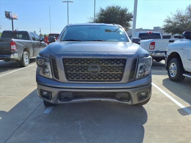 2019 Nissan Titan SV