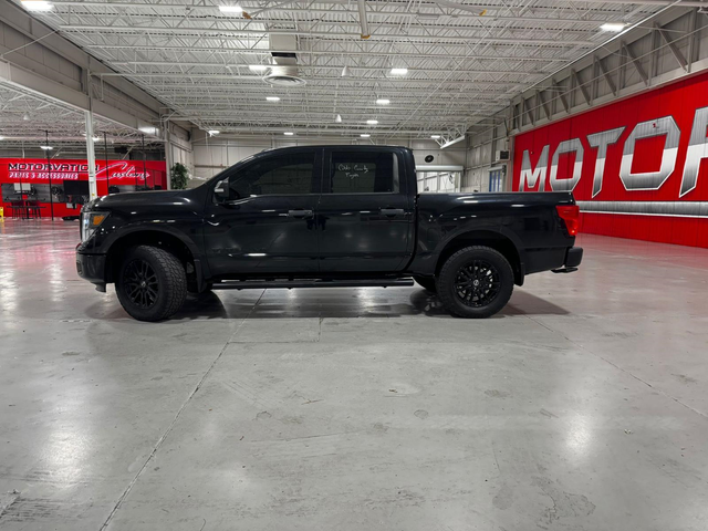 2019 Nissan Titan SV