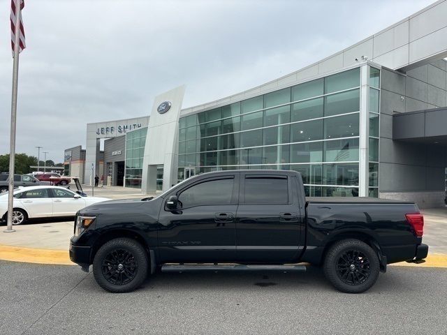 2019 Nissan Titan SV