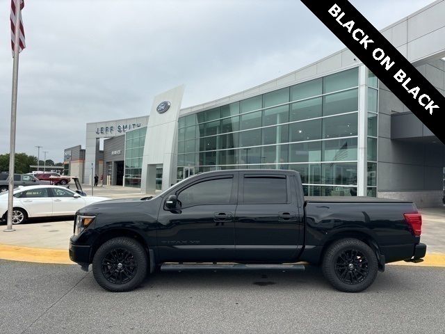 2019 Nissan Titan SV