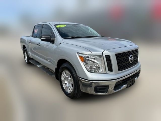 2019 Nissan Titan SV