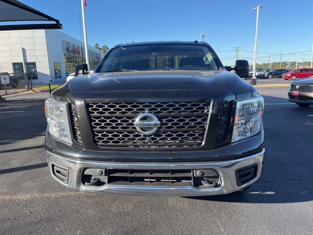 2019 Nissan Titan SV