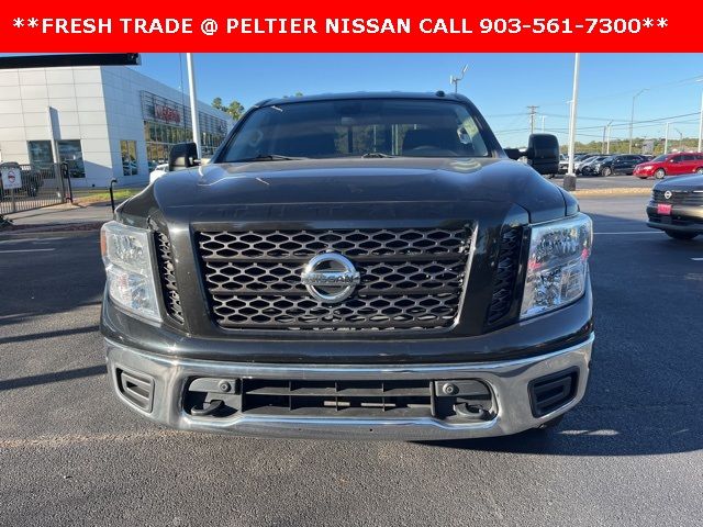 2019 Nissan Titan SV