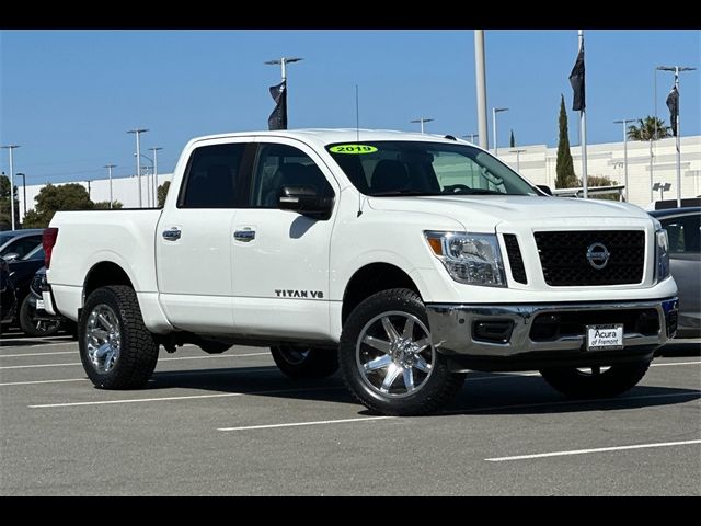 2019 Nissan Titan SV