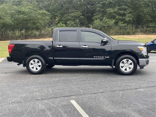 2019 Nissan Titan SV