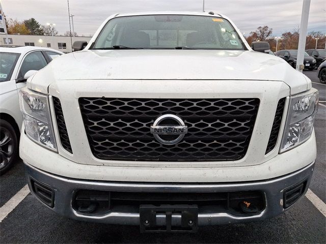 2019 Nissan Titan SV