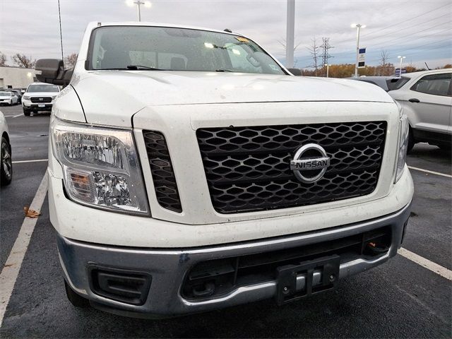 2019 Nissan Titan SV