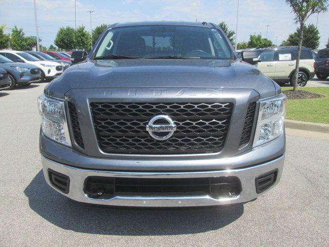 2019 Nissan Titan SV