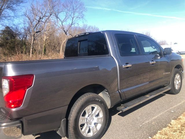 2019 Nissan Titan SV