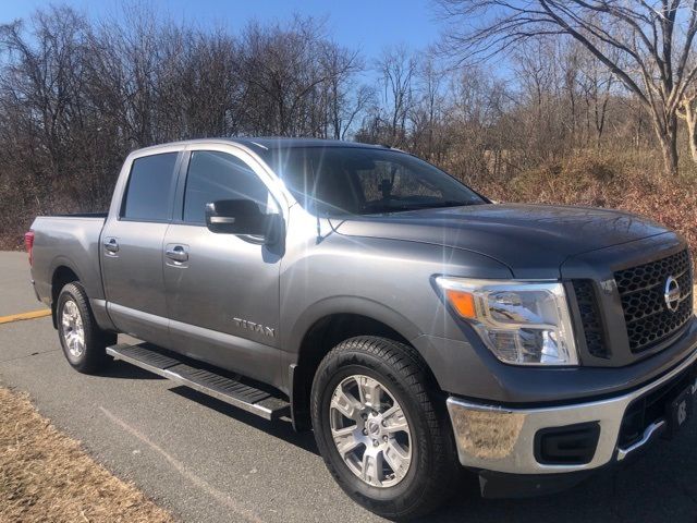 2019 Nissan Titan SV