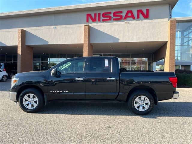 2019 Nissan Titan SV