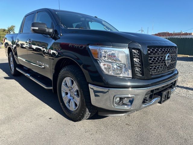 2019 Nissan Titan SV