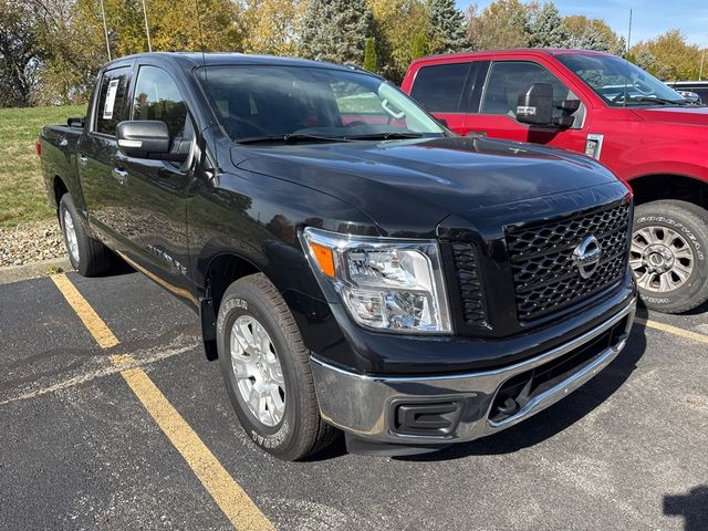 2019 Nissan Titan SV