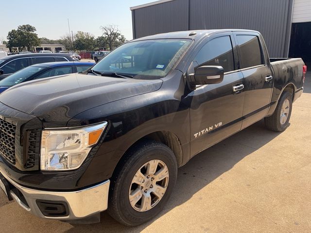 2019 Nissan Titan SV