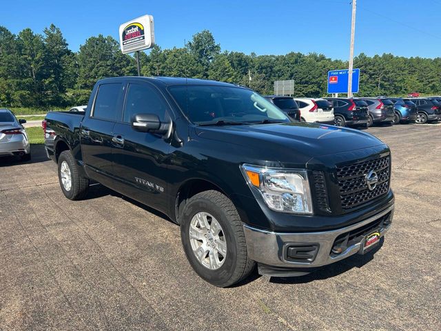 2019 Nissan Titan SV