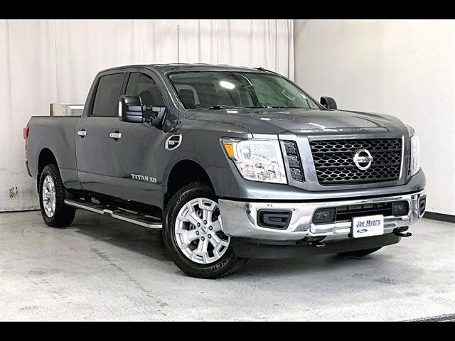 2019 Nissan Titan XD SV