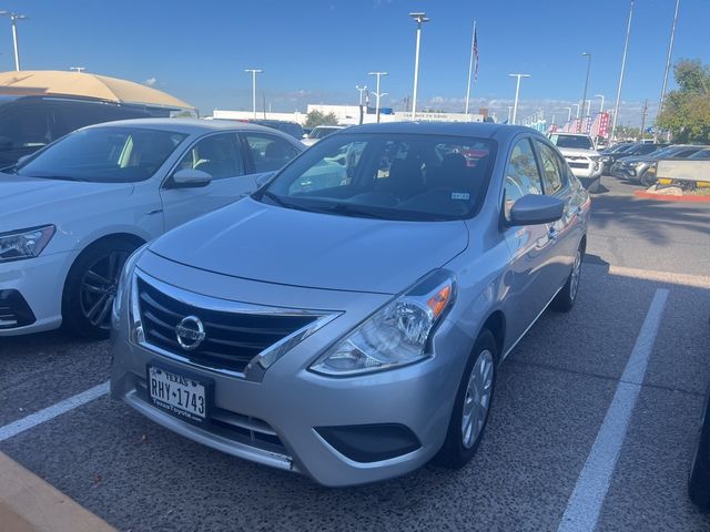 2019 Nissan Versa SV