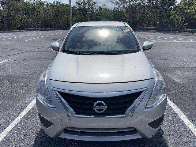 2019 Nissan Versa SV