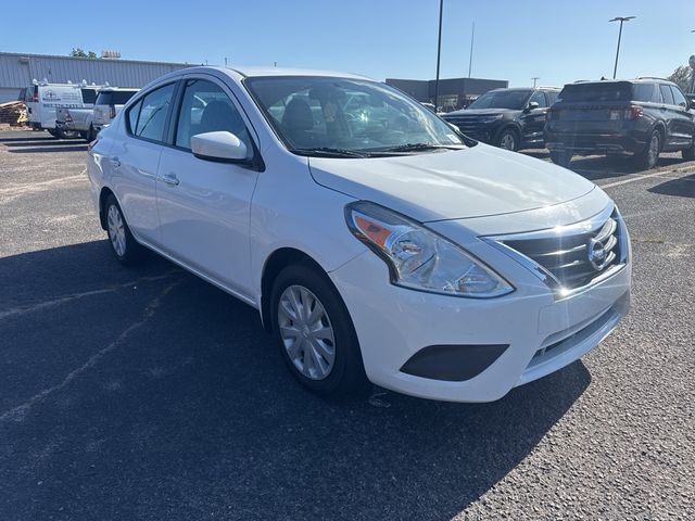 2019 Nissan Versa SV