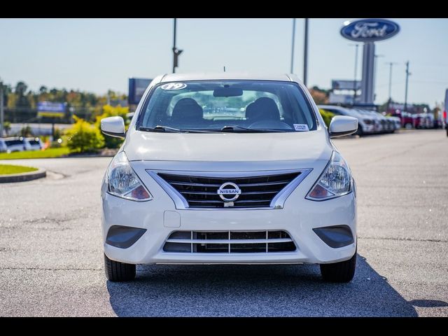 2019 Nissan Versa SV