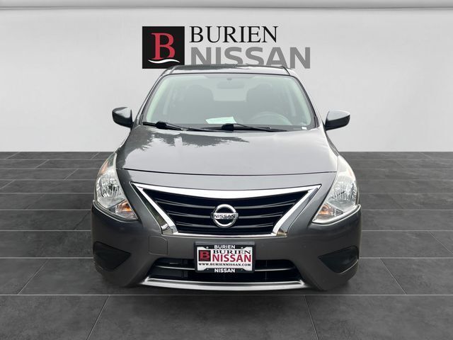 2019 Nissan Versa SV