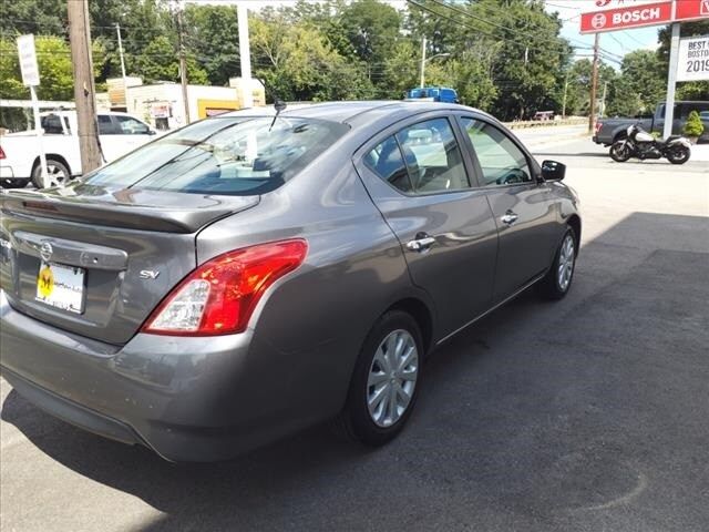 2019 Nissan Versa SV