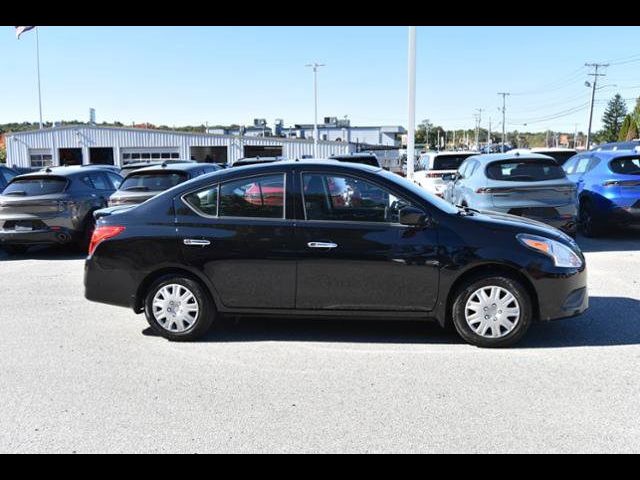 2019 Nissan Versa SV