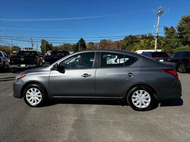 2019 Nissan Versa SV