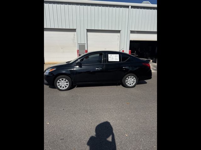2019 Nissan Versa SV