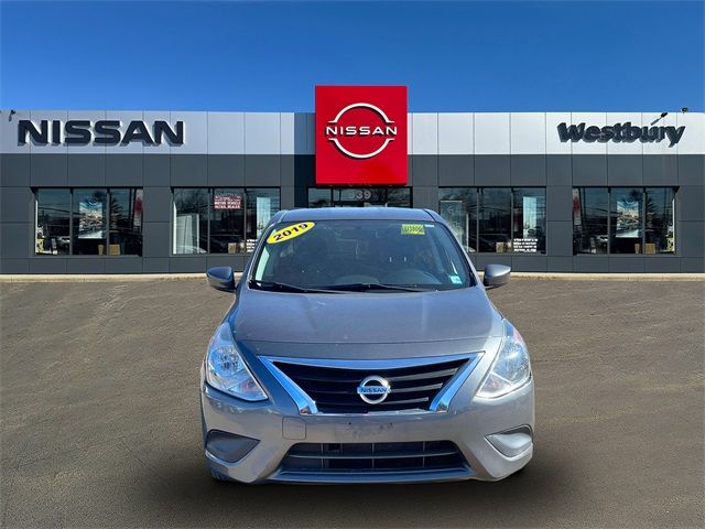 2019 Nissan Versa SV