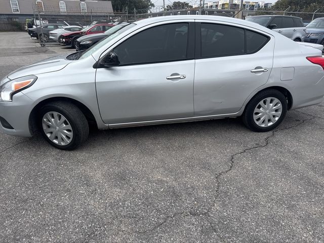 2019 Nissan Versa SV