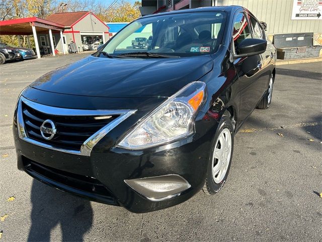 2019 Nissan Versa SV